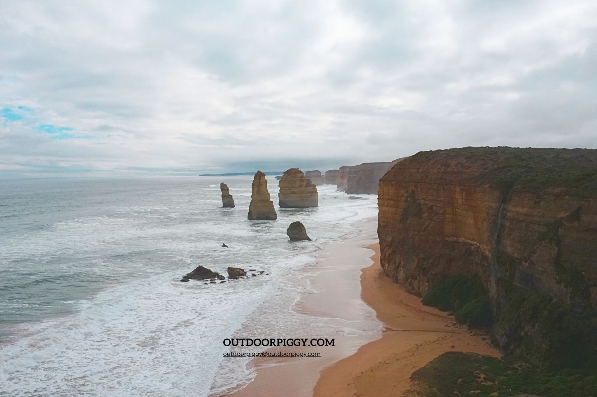 Twelve Apostles, Great Ocean Road in Australia