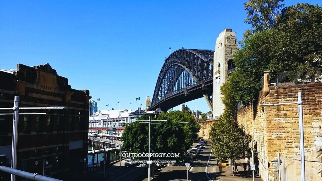 Sydney's Harbor Bridge